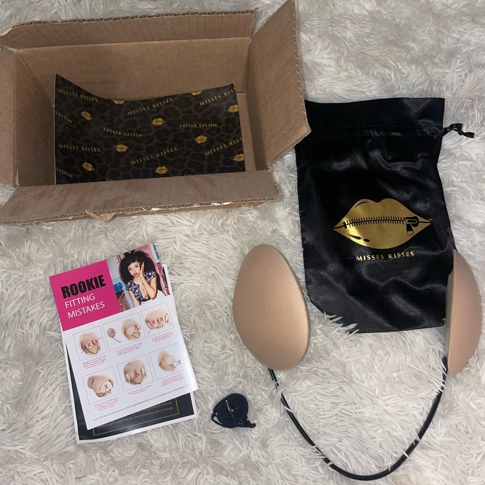 💋 Misses Kisses Frontless Bra Kit Deep Plunge